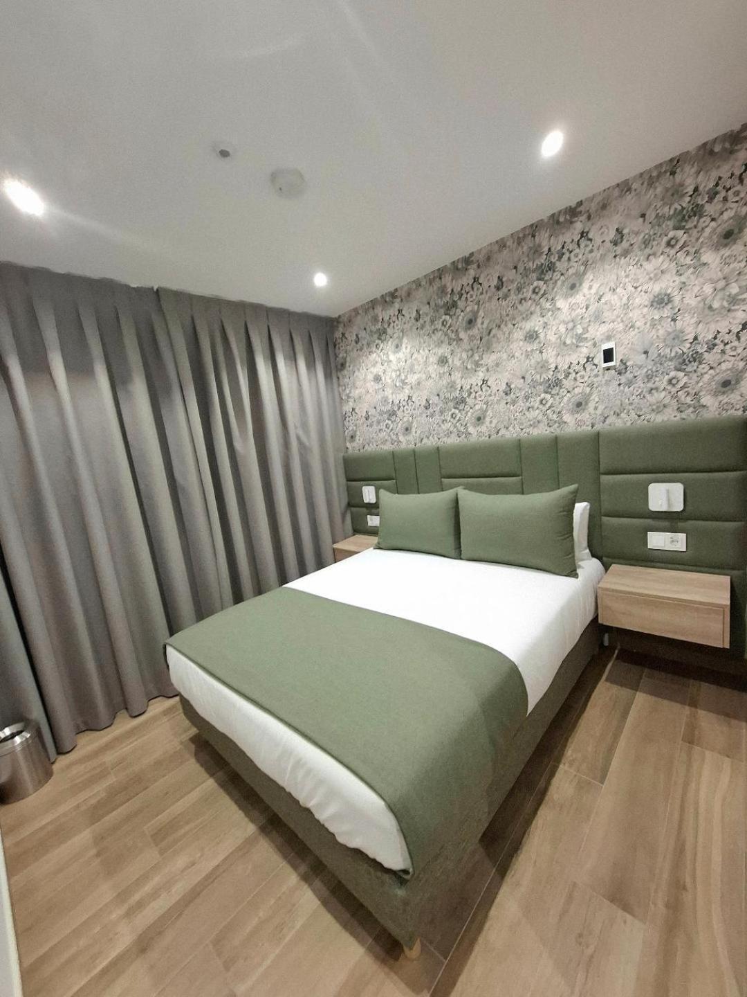 Hostal San Blas Μαδρίτη Εξωτερικό φωτογραφία