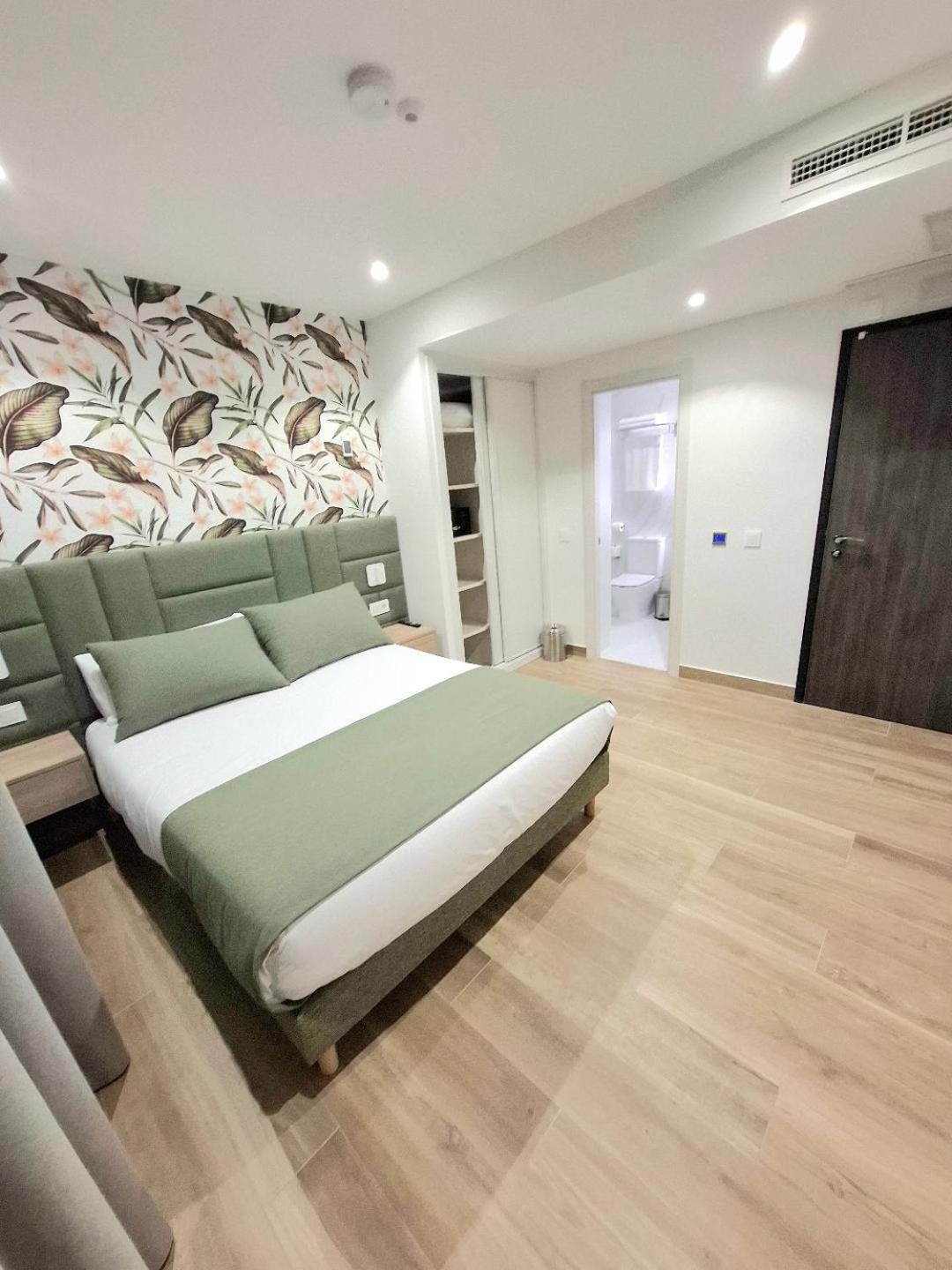 Hostal San Blas Μαδρίτη Εξωτερικό φωτογραφία