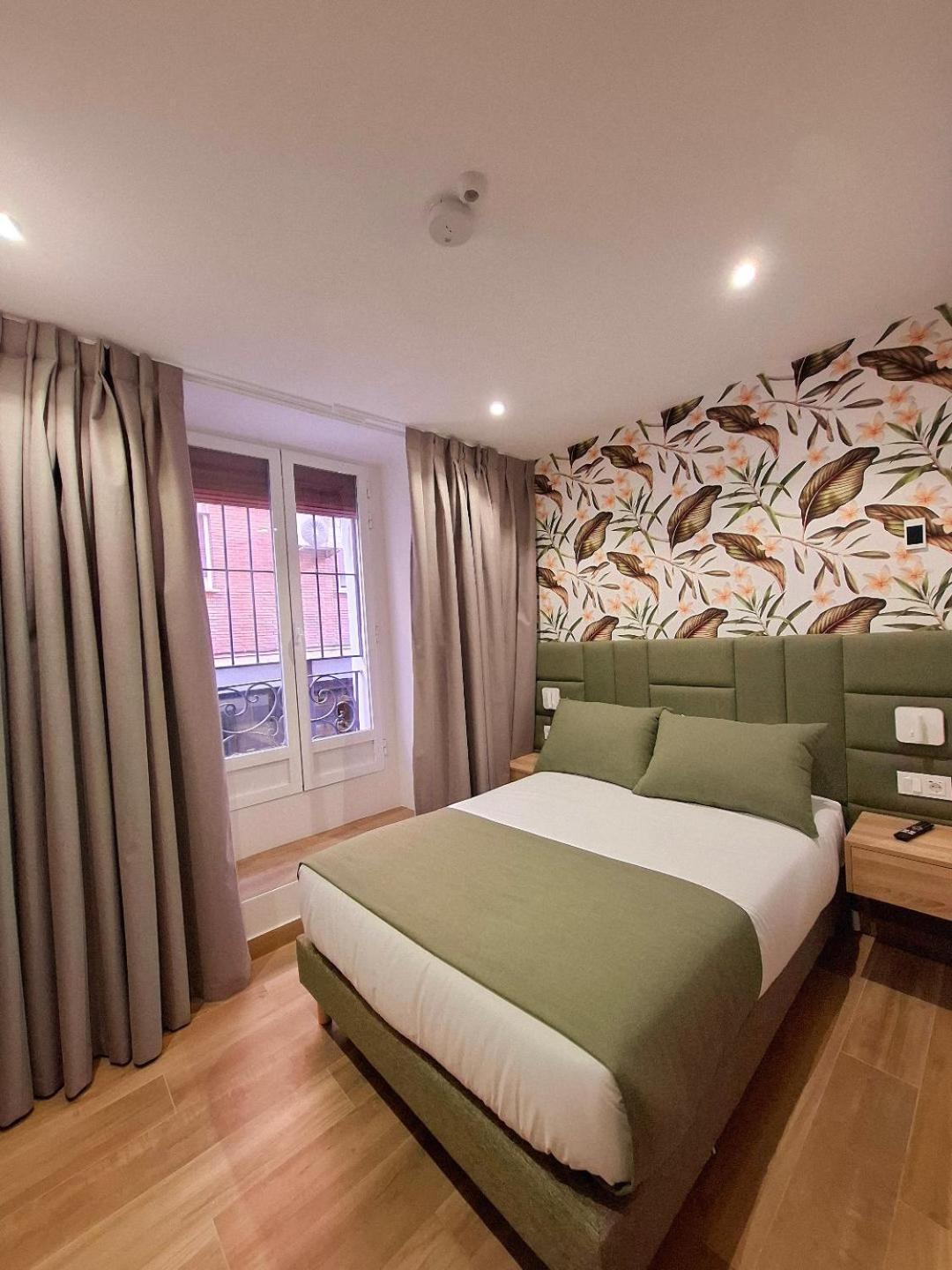 Hostal San Blas Μαδρίτη Εξωτερικό φωτογραφία